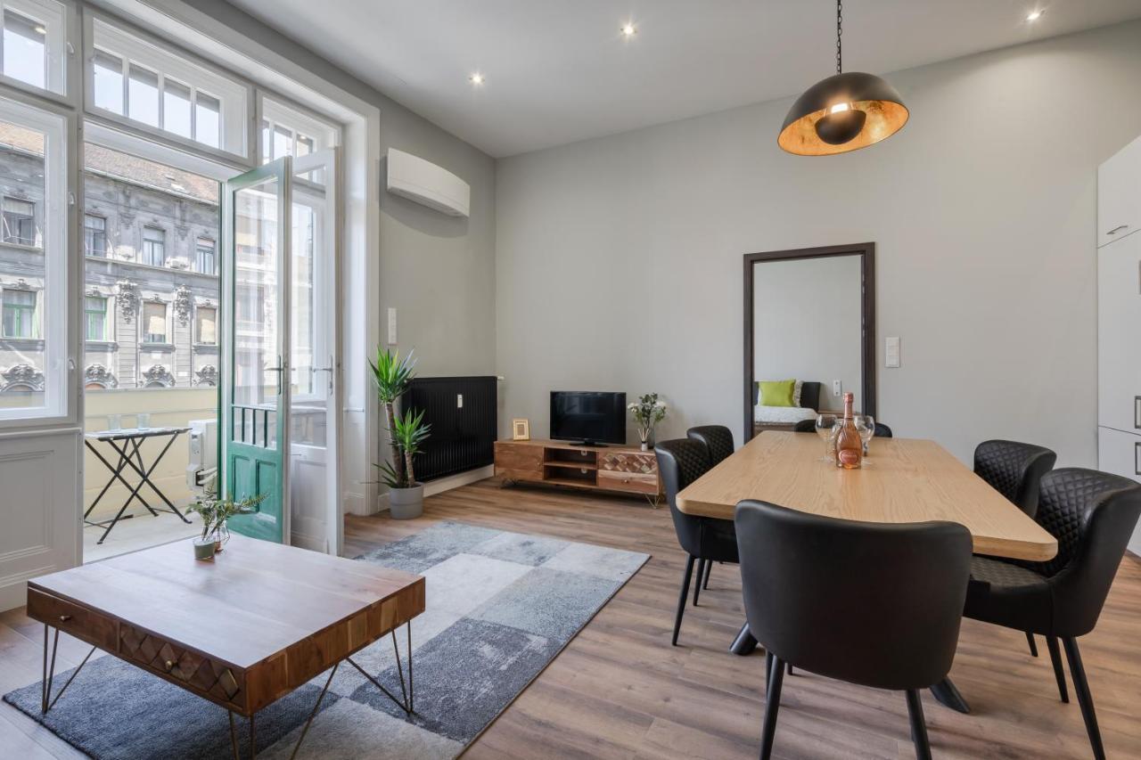 Buenos Boutique - A/C, 2 Bathrms, Amazing View Apartamento Budapeste Exterior foto